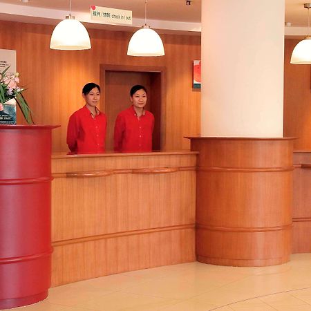 Отель Ibis Tianjin Teda Экстерьер фото