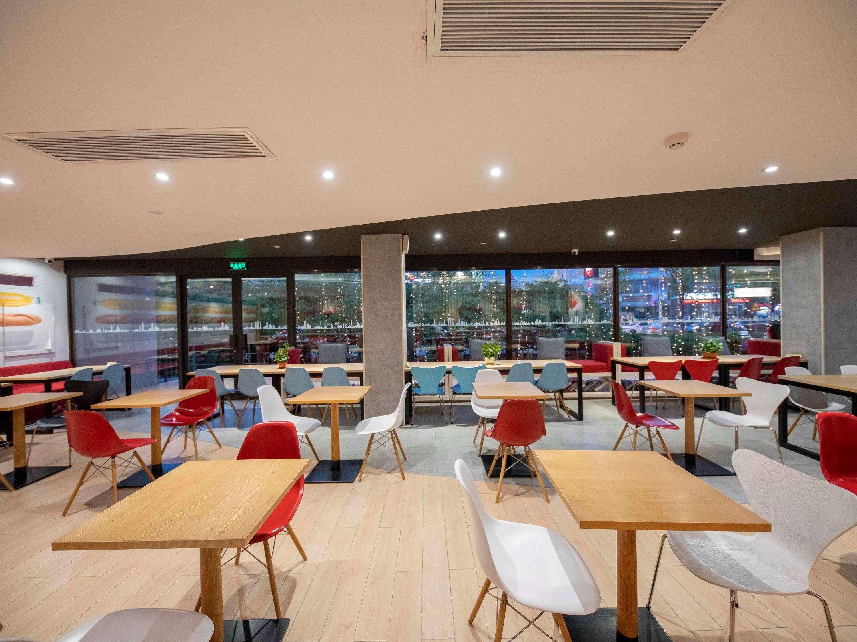 Отель Ibis Tianjin Teda Экстерьер фото