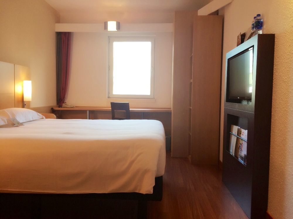 Отель Ibis Tianjin Teda Экстерьер фото